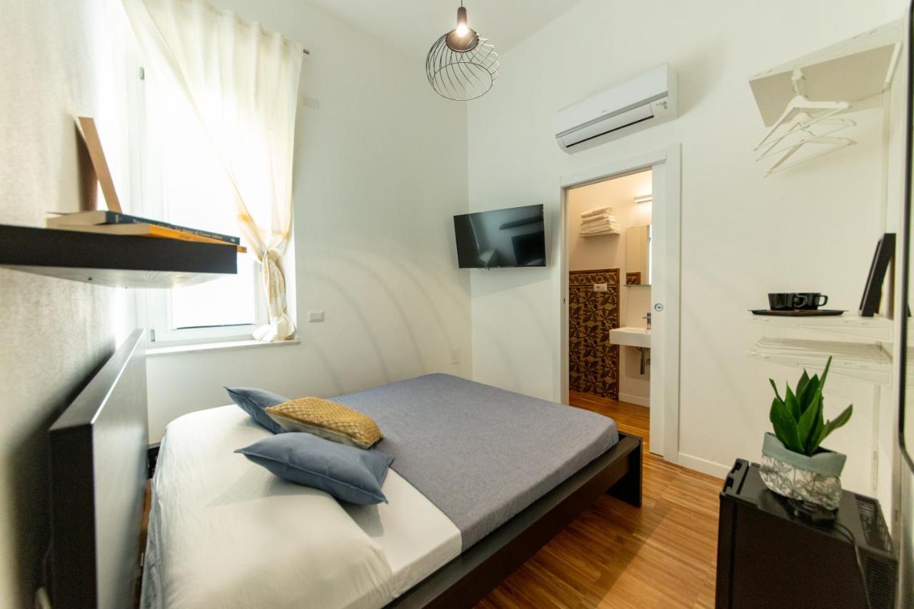 Lele'S Rooms Cagliari Eksteriør billede